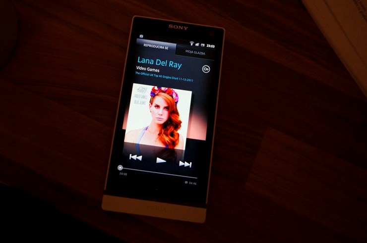 20120327120948sony-xperia-s_u.rukama-test__33.JPG